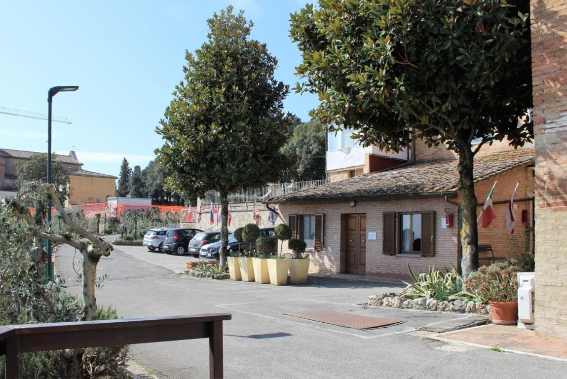 Hotel Porta Romana Di Luce Hotels سيينا المظهر الخارجي الصورة
