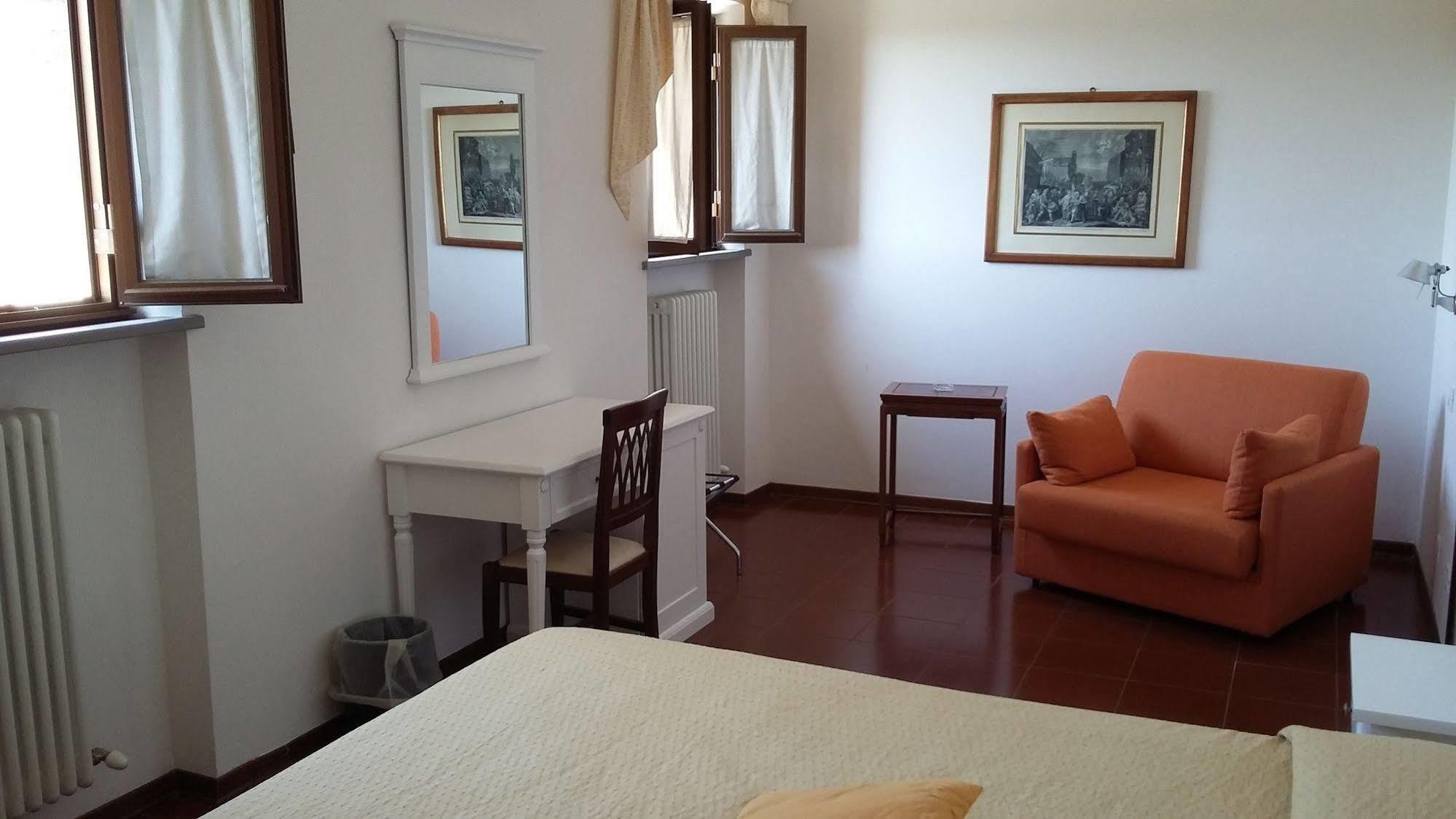 Hotel Porta Romana Di Luce Hotels سيينا المظهر الخارجي الصورة